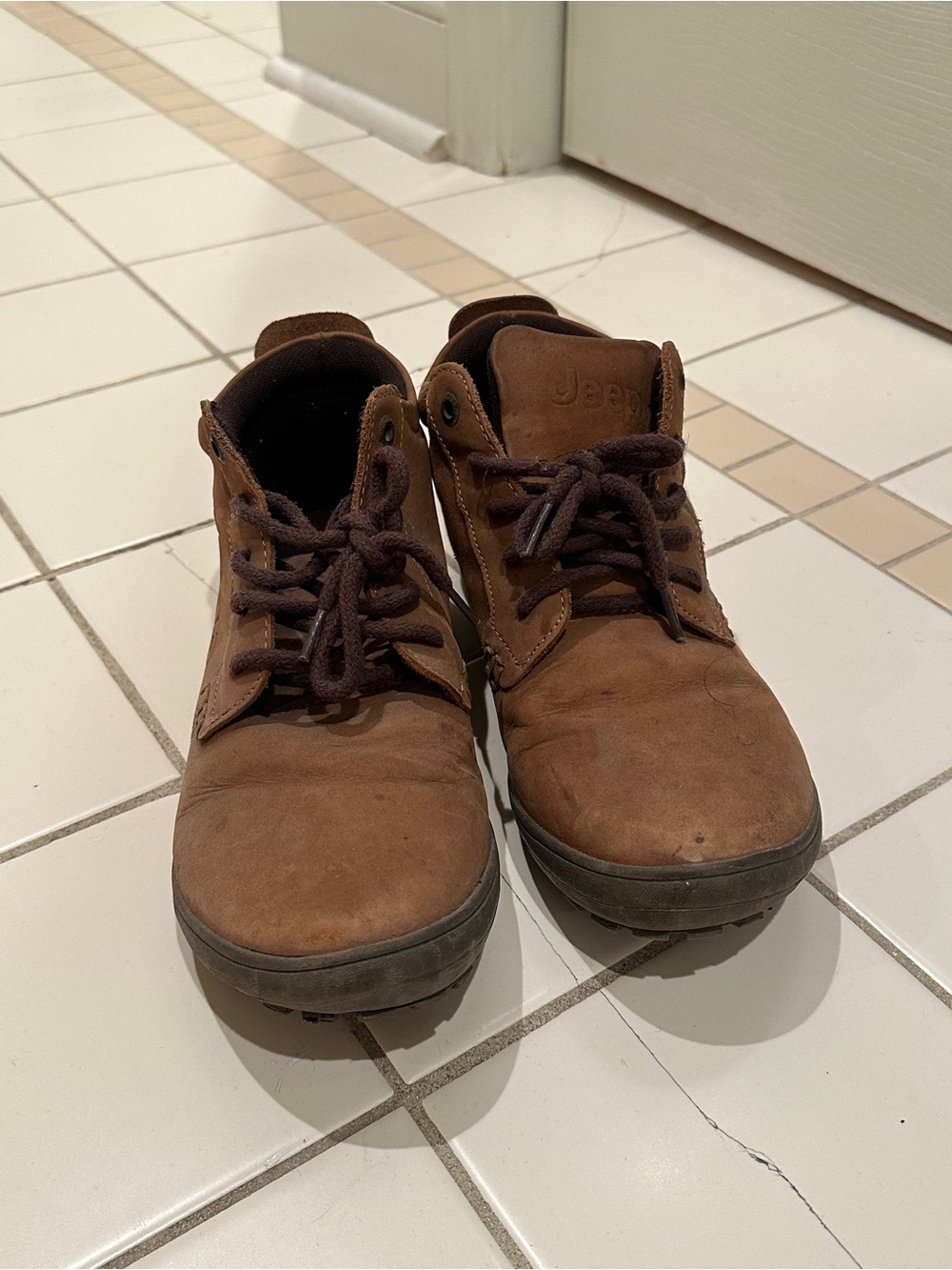 Jeep Women's Brown Leather Hiking Boots